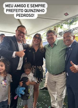 Ex-Prefeito Quinzinho participou da Posse de Wellington Formiga