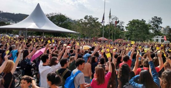 Greve estudantil na UFSC já dura quase dez dias