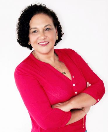 Conhecendo um pouco a pré candidata do PSOL em Cotia, Cida Aires