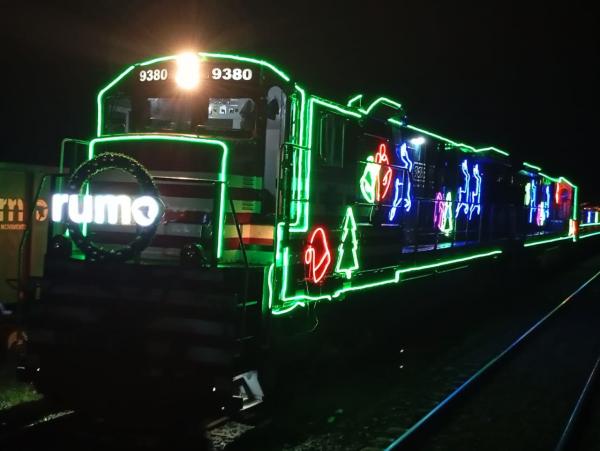 Trem iluminado do projeto ‘Rumo ao Natal’ passará por Caucaia