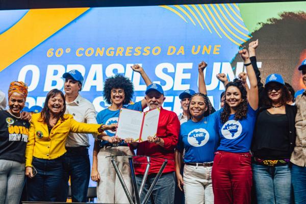 Lula sanciona recurso do fundo social para assistência estudantil no 60ºConune