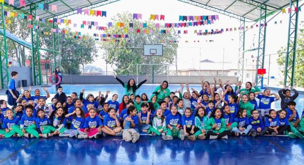 Alunos da EMEF Oscar Pennacino aproveitam o projeto Férias na Escola