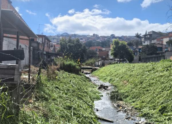 A pedido da Prefeitura, Sabesp traz o Programa Água Legal para a região do Jd. Lavapés das Graças
