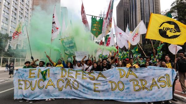 Dia do Estudante de 2025 é marcado por Semana de Lutas com atos em todo o país
