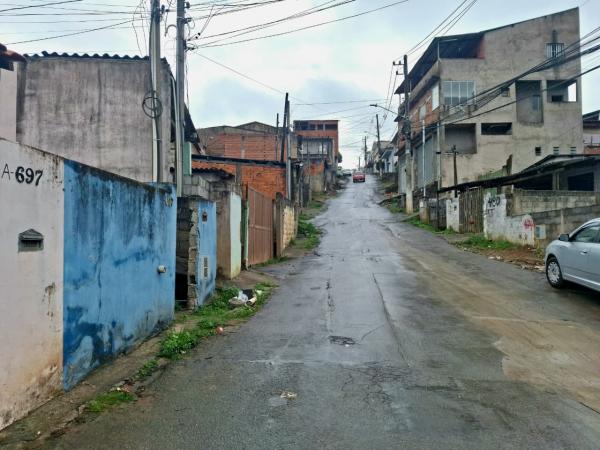 Motoristas devem ficar atentos à restrição viária no Bosque dos Pereiras para obras de drenagem