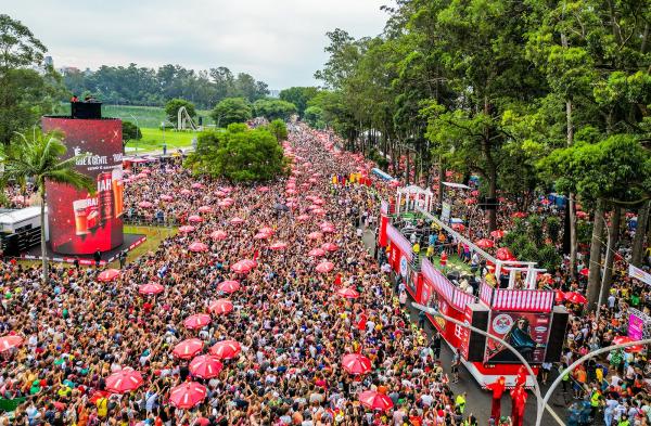 Com recorde de blocos e previsão de 16,5 milhões de foliões, Prefeitura prepara maior Carnaval do país