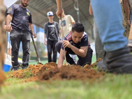 Projeto Pau-Brasil começa por Caucaia do Alto e reforça consciência ambiental