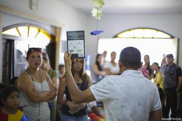 Biblioteca de Caucaia do Alto fica lotada durante a apresentação do ‘Sarau das Crianças’