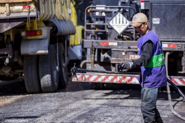 Prefeitura leva ‘Asfalto Novo’ para a rua Philip Leiner, no Parque Alexandre