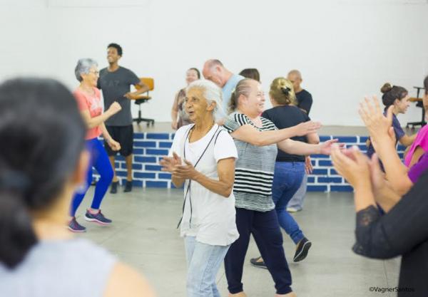 Projeto cultural inicia oficina de dança-teatro em Cotia. Ainda dá tempo para se inscrever   