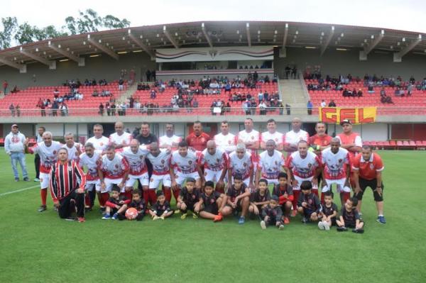 Legionários vence o Sabiá e fica com o título do Campeonato Super Master de Futebol