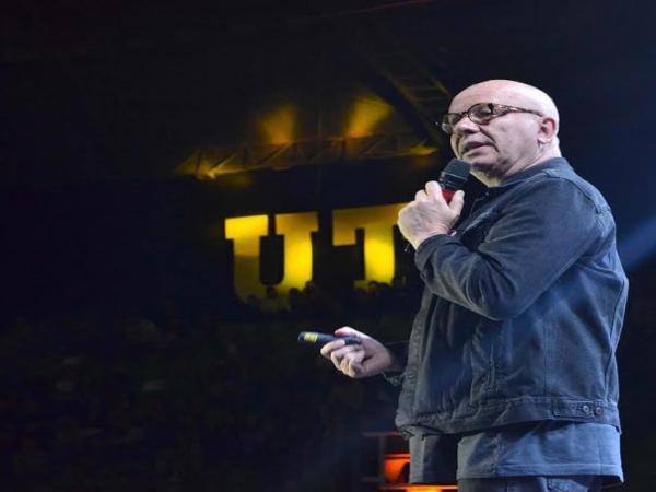 Secretaria da Juventude traz palestra gratuita com Marcelo Tas e Rick Chether para Cotia