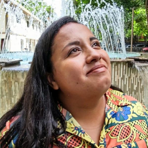 Kelly Soares: uma voz abençoada por Deus! 