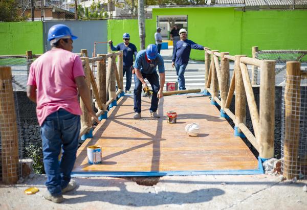 Obras da Prefeitura estão deixando o distrito de Caucaia melhor e mais bonito