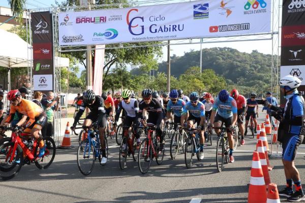 13ª Prova Ciclística de Barueri ocorre em grande estilo no Jardim Silveira