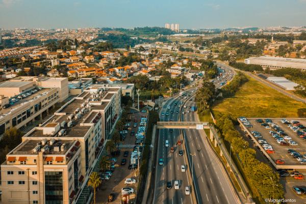Prefeito Rogério Franco assina convênio para obras na Rodovia Raposo Tavares