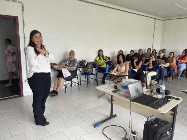 Prefeitura promove formação para mais de 2 mil educadores da rede municipal
