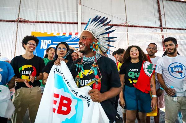 União dos Estudantes da Bahia (UEB) elege primeiro indígena presidente