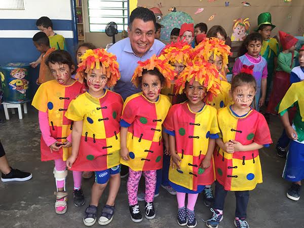 Alunos da EM José da Costa Chaves ‘viajam’ no mundo de Monteiro Lobato